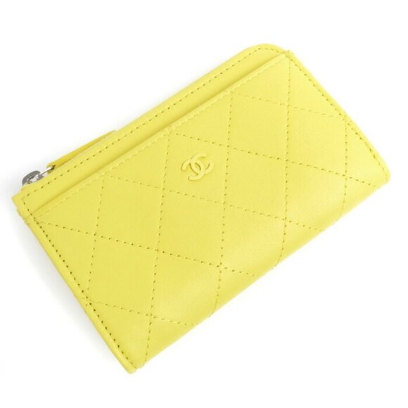 CHANEL Yellow Card Holder - Picture 1 of 7